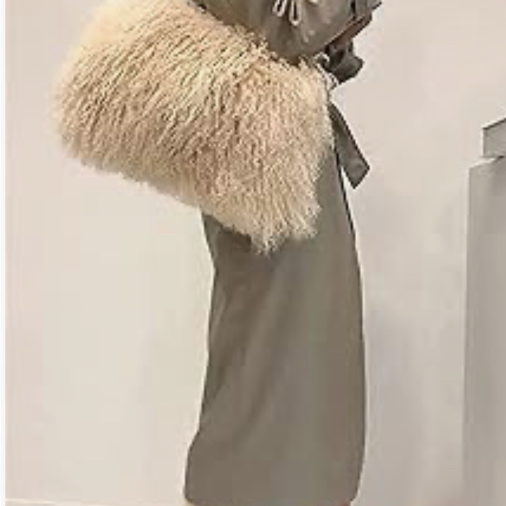 Elegant Cream Crossbody Bag